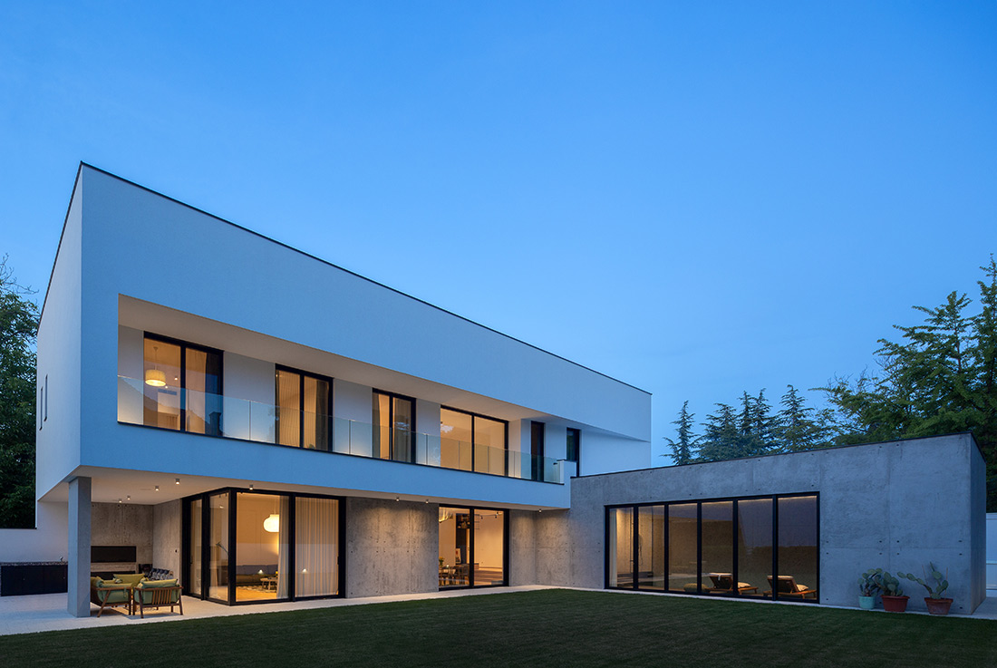 Houses and Apartments for Rent in Castelldefels