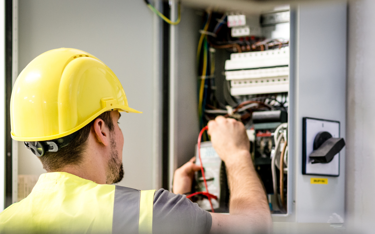 Electrician Tamworth