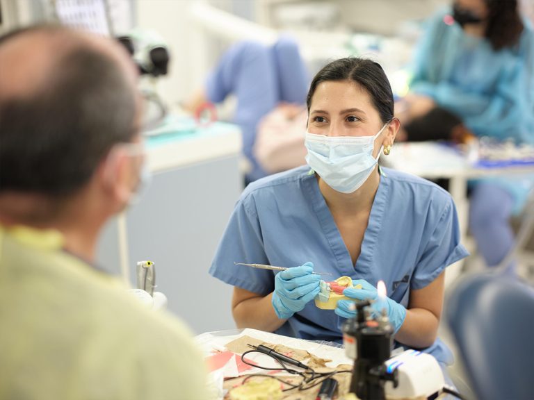 Crafting the Ultimate Whitening Experience: Tailoring Techniques to Your Smile